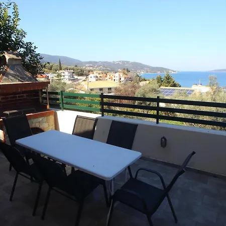 Impeccable 4-bed House In